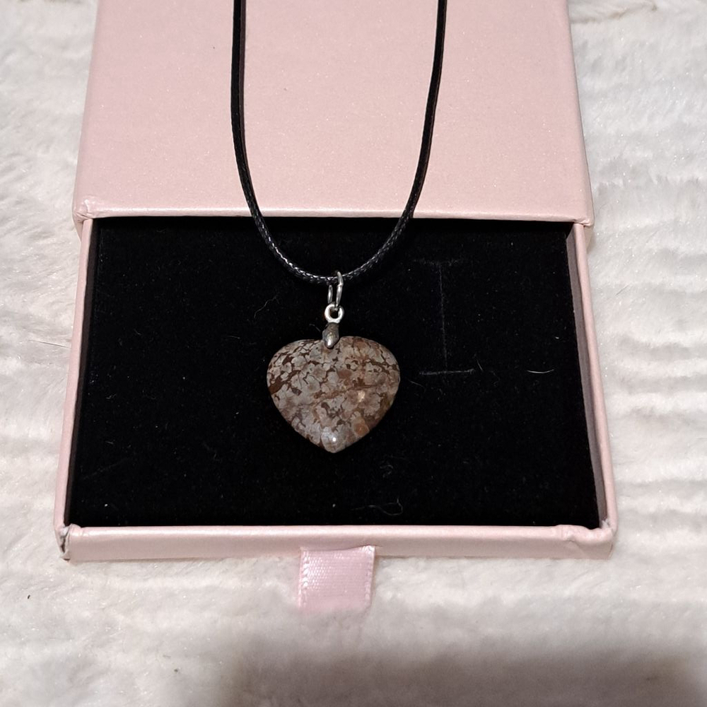 Women's Jasper Heart Brown Heart Pendant Necklace